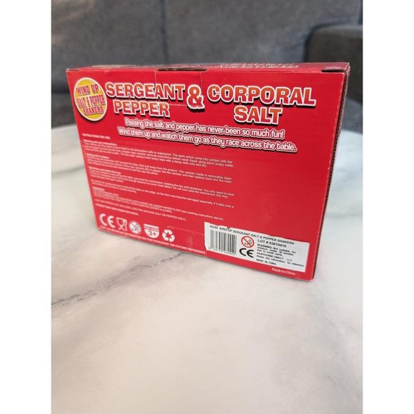 Sergeant Pepper and Corporal Salt Novelty Shakers - Picture 5 of 5